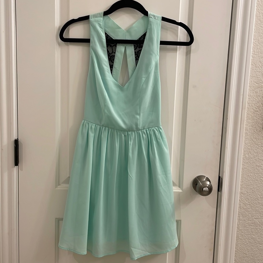 Women’s dress
